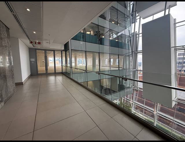 1,976M² OFFICE TO LET IN SANDTON CENTRAL